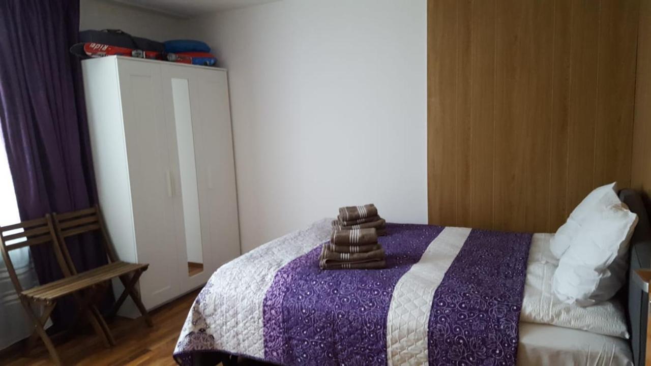 Apartment Grün-weiß *