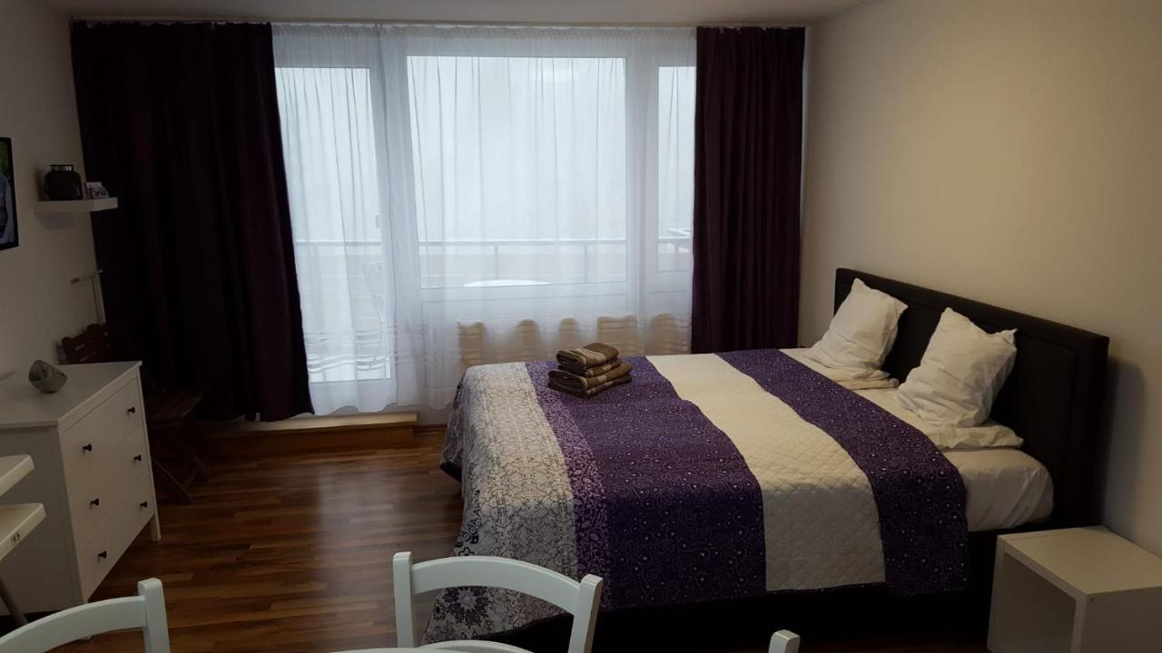 Apartamento Grün-weiß *